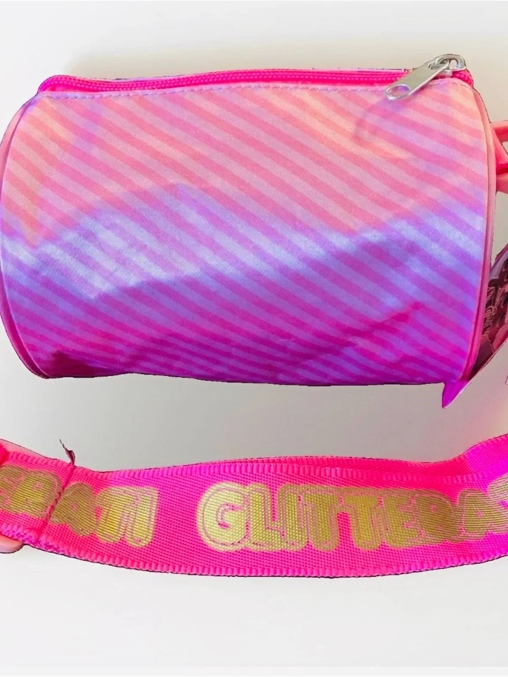 L.O.L. Surprise! bright pink